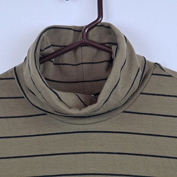 Ladies turtleneck pullover dress NWT - Picture 4 of 11